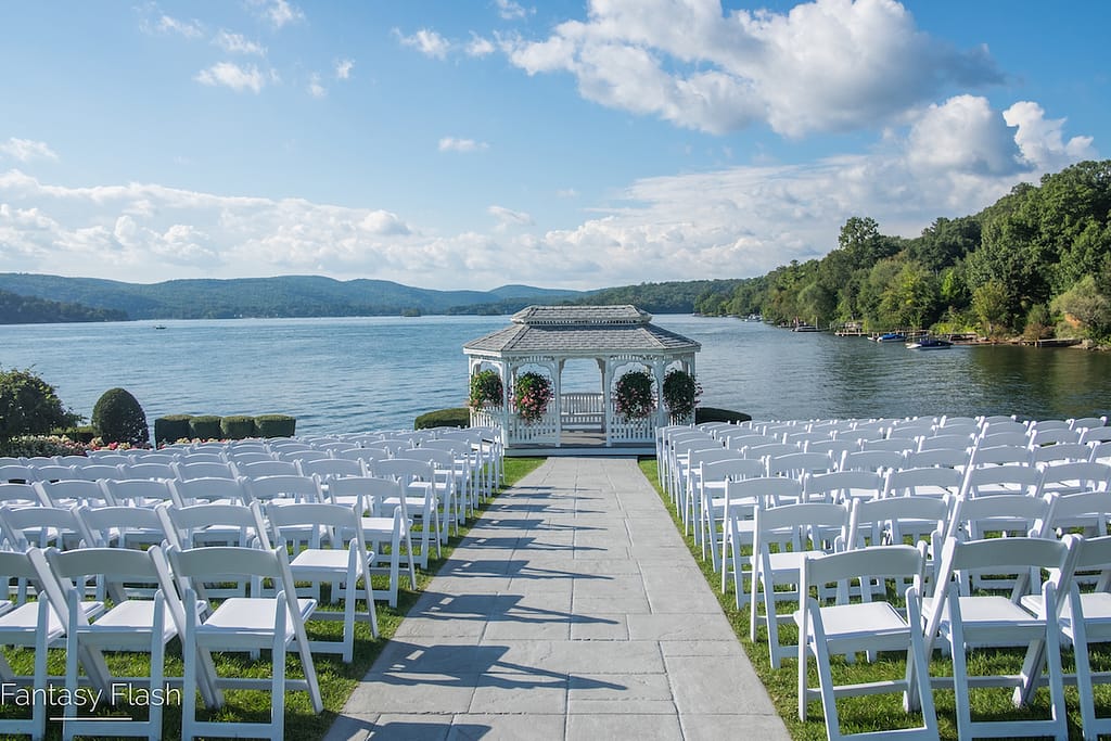wedding ceremony location for the Candlewood Inn Virtual Tour